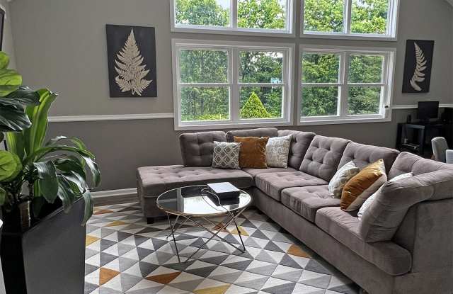 High Pointe Club Apartments Gallery 3
