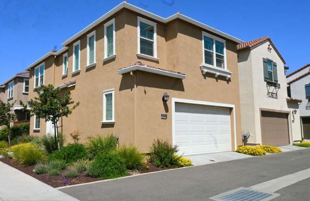 Resident Benefit Package Property - 10549 Tenor Way, Elk Grove, CA 95757
