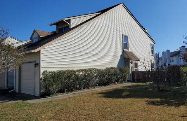 833 Quesnel Drive photos photos