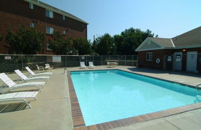 Deer Park Apartments Gallery 3