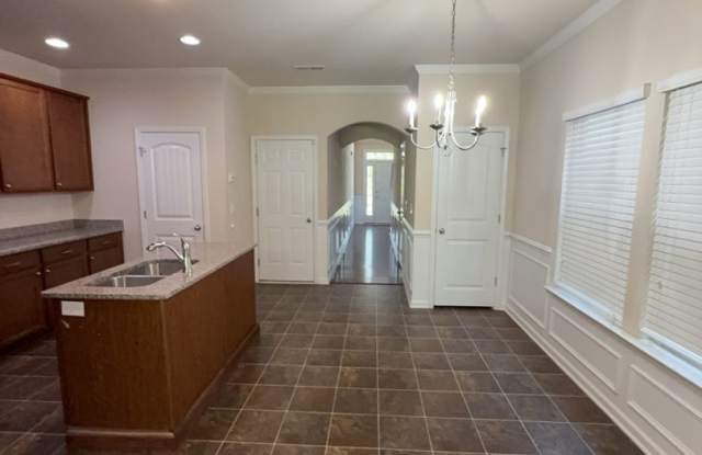 MOVE-IN SPECIAL  204 Ashmore Ln Lexington, SC 29072 Gallery 4