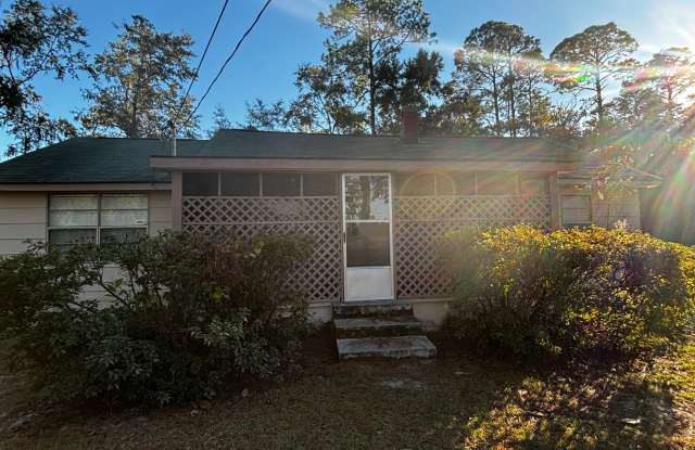 500 Azalea Street - 500 Azalea Street, Hinesville, GA 31313