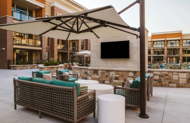The Apex at CityPlace Gallery 3
