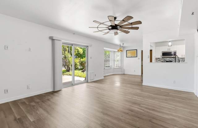 8227 CAMPOBELLO DR Gallery 3