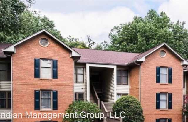 702 Garden Court - 702 Garden Court, Sandy Springs, GA 30328