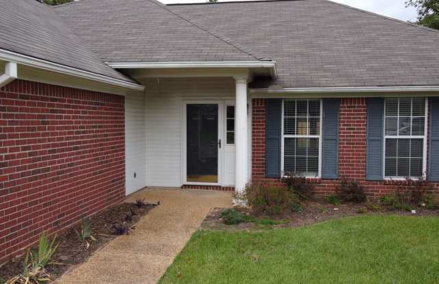 526 Laurelwood Dr Gallery 3