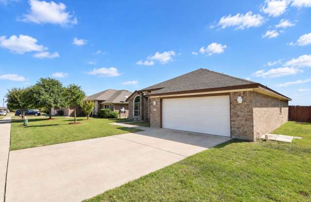 2416 Isabelle Dr Gallery 3