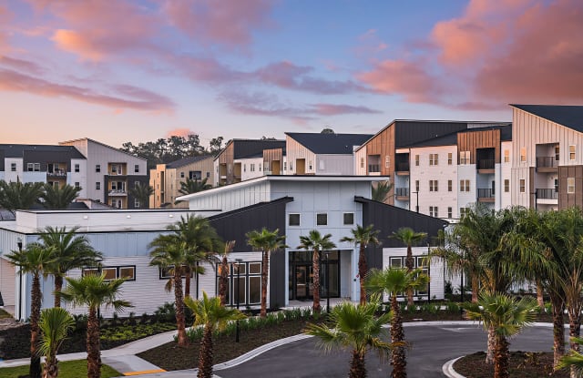 Grand Cypress Gallery 4