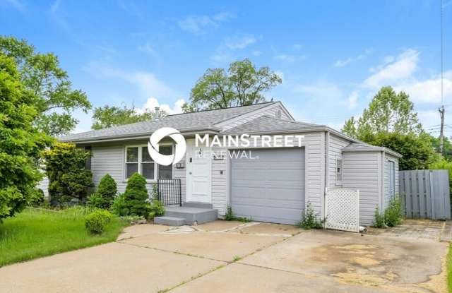 670 Florland Drive - 670 Florland Drive, Florissant, MO 63031