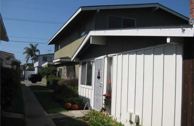 281 Ogle Street - 281 Ogle Street, Costa Mesa, CA 92627