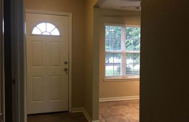 2110 Historic Oaks Boulevard Gallery 3