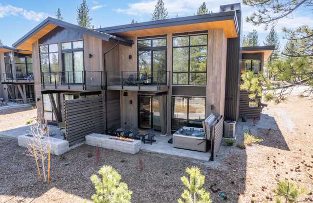 10131 Jake's Wy - 10131 Jake's Way, Truckee, CA 96161
