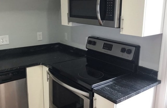 50 Linden St - 50 Linden Street, Everett, MA 02149