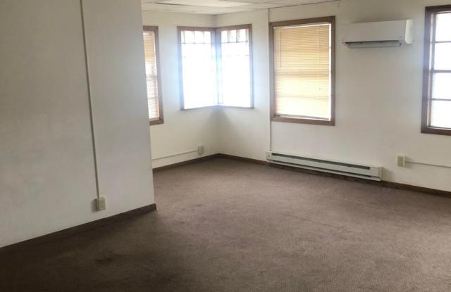 Large 4 Bedroom 2 bath photos photos