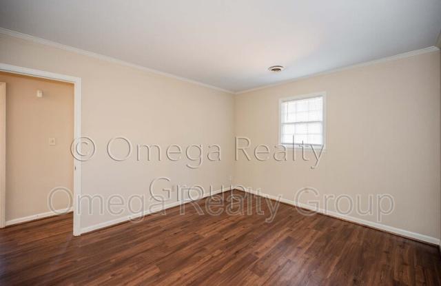 1700 Serene Cir Gallery 4
