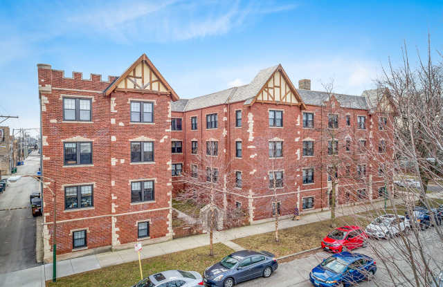 4651 North Wolcott Ave. Apt. photos photos