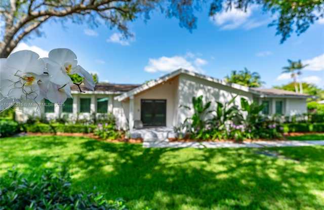 16650 SW 77th Ct photos photos