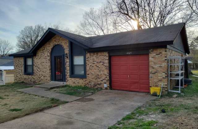 4029 Pippin St photos photos