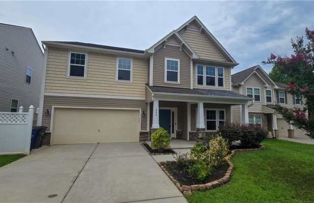 489 Green Arbor Lane Gallery 1