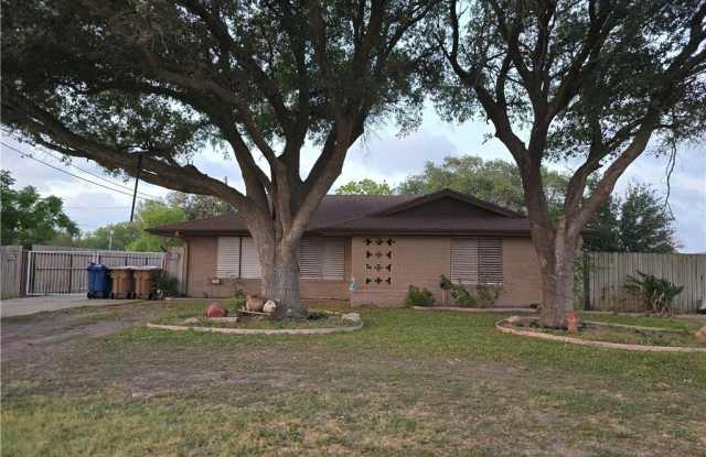 314 Saratoga Boulevard photos photos
