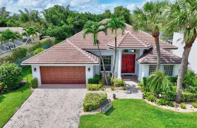 1651 Lakefield N Court Gallery 2