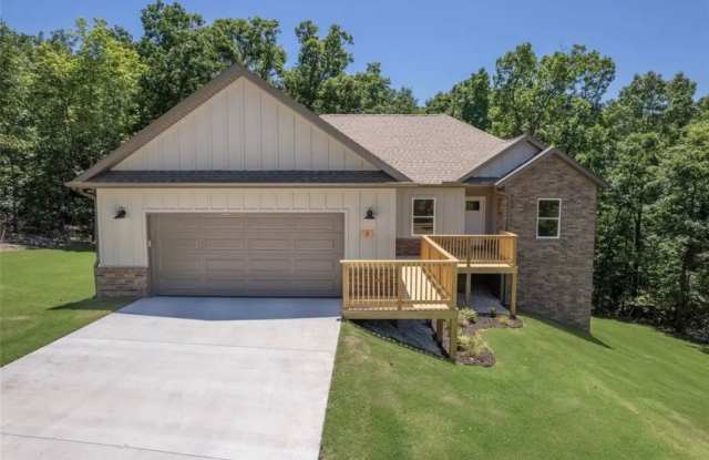 New 4 bedroom in Bella Vista. - 3 Sean Lane, Bella Vista, AR 72714
