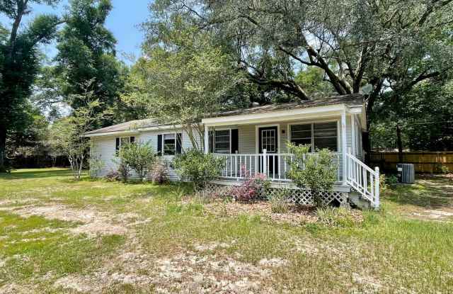 Convenient Location off Halls Mill photos photos