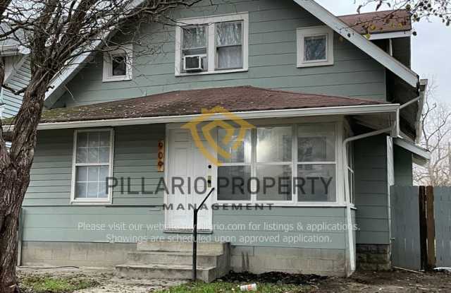 Newly Renovated, 3 Bedroom, 2 Bathroom Home Available NOW! photos photos