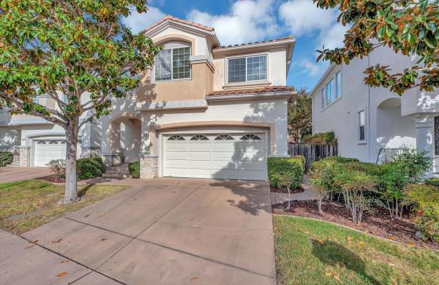 Spacious 4 Bedroom Home. Located in Cupertino - 20409 Vía San Marino, Cupertino, CA 95014