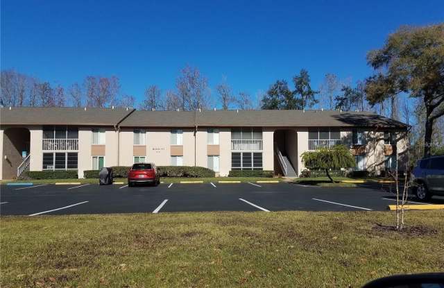 12135 FOX CHASE Drive Gallery 1