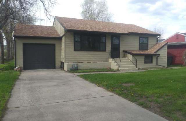 1539 Burlington Ave photos photos