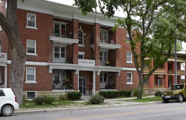 3346 Gillham Road - 3346 Gillham Plaza, Kansas City, MO 64109