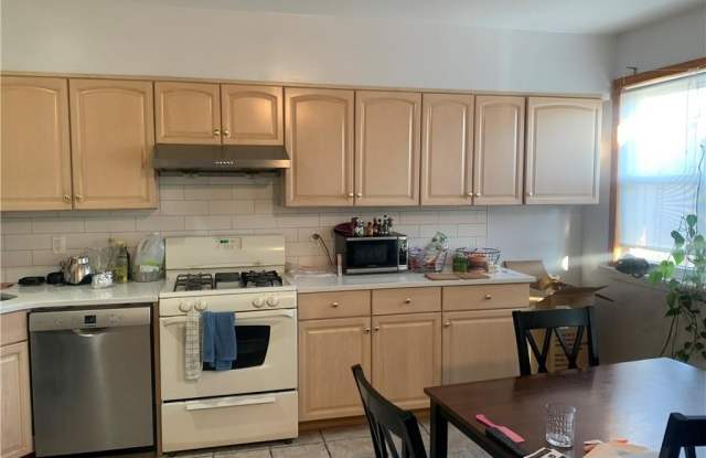 86 Avenue S photos photos