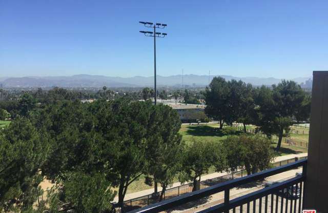 4761 DON RICARDO Drive - 4761 Don Ricardo Drive, Los Angeles, CA 90008