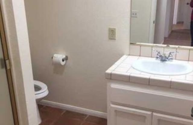 509 Grant Street - 509 Grant Street, Oceanside, CA 92054