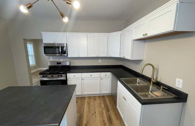 Nicely updated- Four Bedroom Home on the NE side of Grand Rapids! photos photos