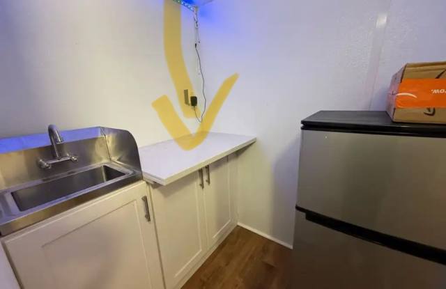 10050 Southwest 4th Street photos photos