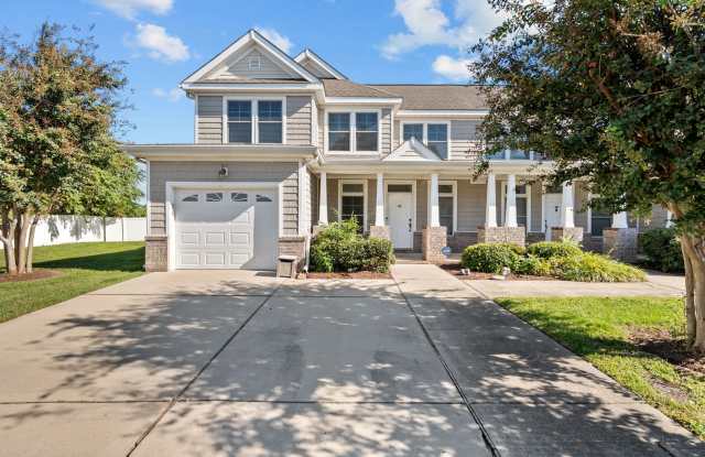 Norfolk Condo! Gallery 1