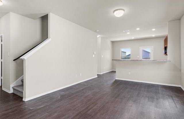 5915 POOLSIDE PARK Gallery 2