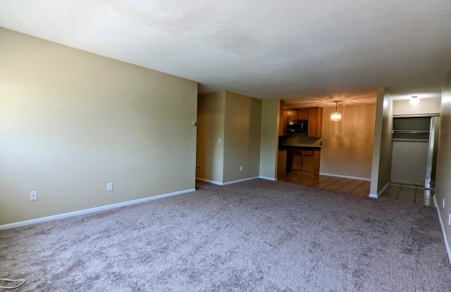 2616 Harriet Ave Apt 204 - 2616 Harriet Avenue, Minneapolis, MN 55408