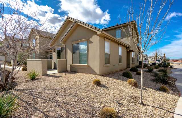 3 Bedroom Townhome in Hidden Valley with Community Pool photos photos