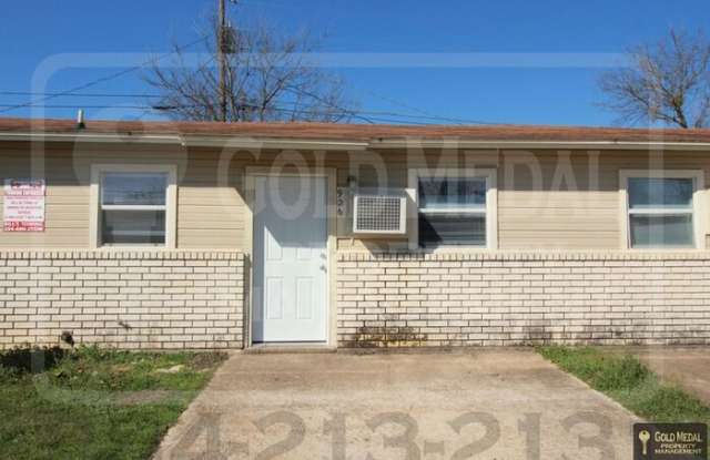 926 J R Court - 926 J R Court, Copperas Cove, TX 76522