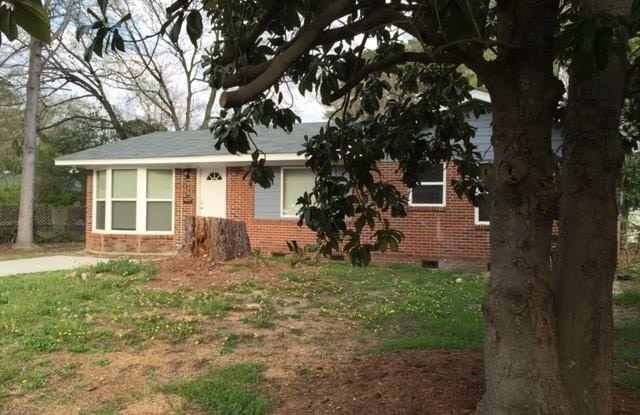 2324 Laurel Drive photos photos