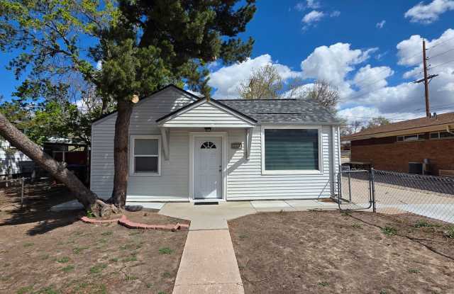 2218 E 16th St photos photos