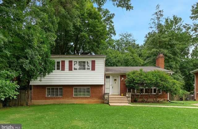 6519 LONE OAK DRIVE - 6519 Lone Oak Drive, North Bethesda, MD 20817