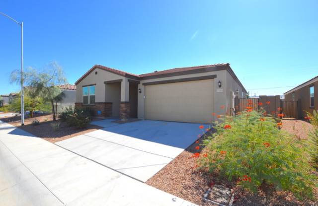 1745 East Chanute Pass Gallery 2