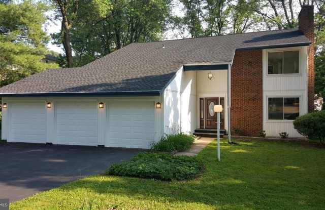 8523 BETTERTON COURT - 8523 Betterton Court, Dunn Loring, VA 22182