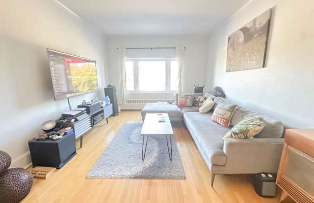 520 Beacon St. - 520 Beacon Street, Boston, MA 02215 520 Beacon St. - 520 Beacon Street, Boston, MA 02215