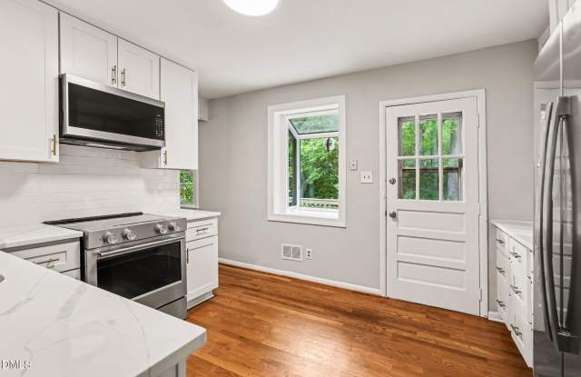 5001 Yadkin Drive Gallery 4