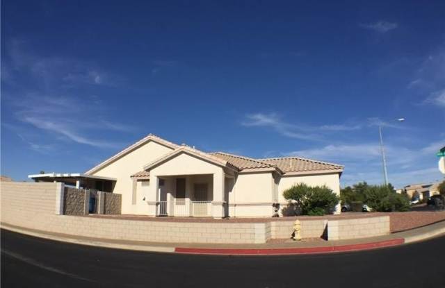 1010 Seaside Daisy Court Gallery 3